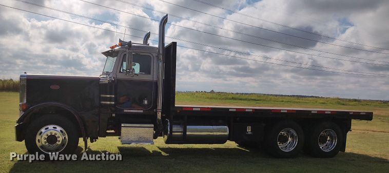 image for item LK9094 1996 Peterbilt 379  flatbed truck