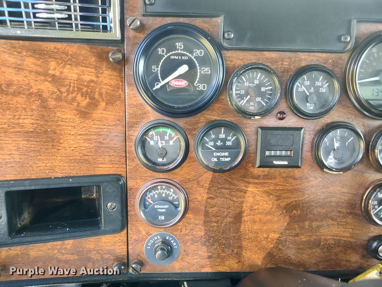 image for item LK9094 1996 Peterbilt 379  flatbed truck