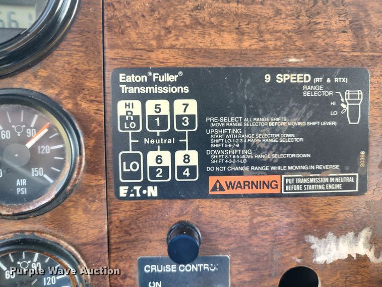 image for item LK9094 1996 Peterbilt 379  flatbed truck