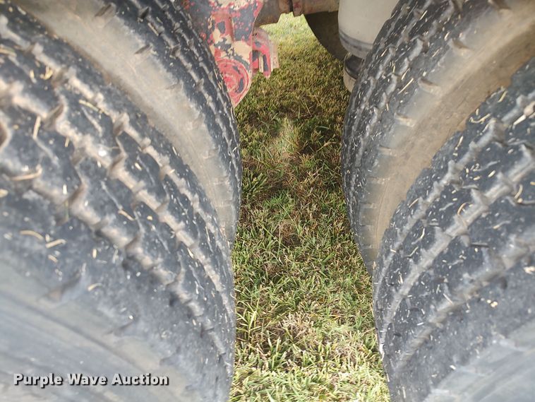 image for item LK9094 1996 Peterbilt 379  flatbed truck