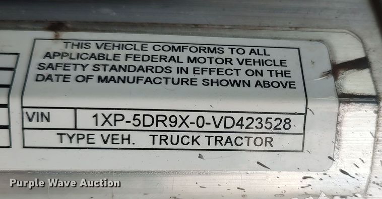 image for item LK9094 1996 Peterbilt 379  flatbed truck