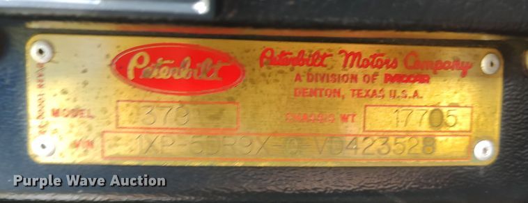 image for item LK9094 1996 Peterbilt 379  flatbed truck