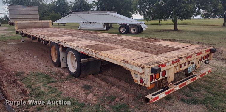 image for item LK9096 2009 Trail King TK70  drop deck trailer