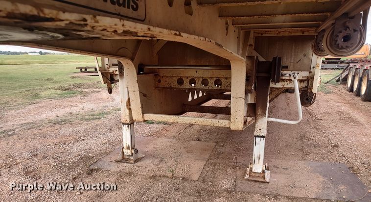 image for item LK9096 2009 Trail King TK70  drop deck trailer