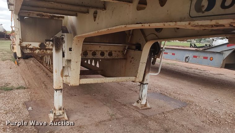 image for item LK9096 2009 Trail King TK70  drop deck trailer