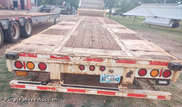 image for item LK9096 2009 Trail King TK70  drop deck trailer