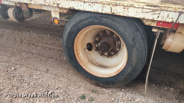 image for item LK9096 2009 Trail King TK70  drop deck trailer