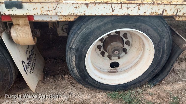 image for item LK9096 2009 Trail King TK70  drop deck trailer