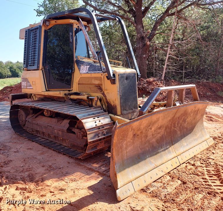 image for item LK9121 2005 Caterpillar D5G LGP  dozer