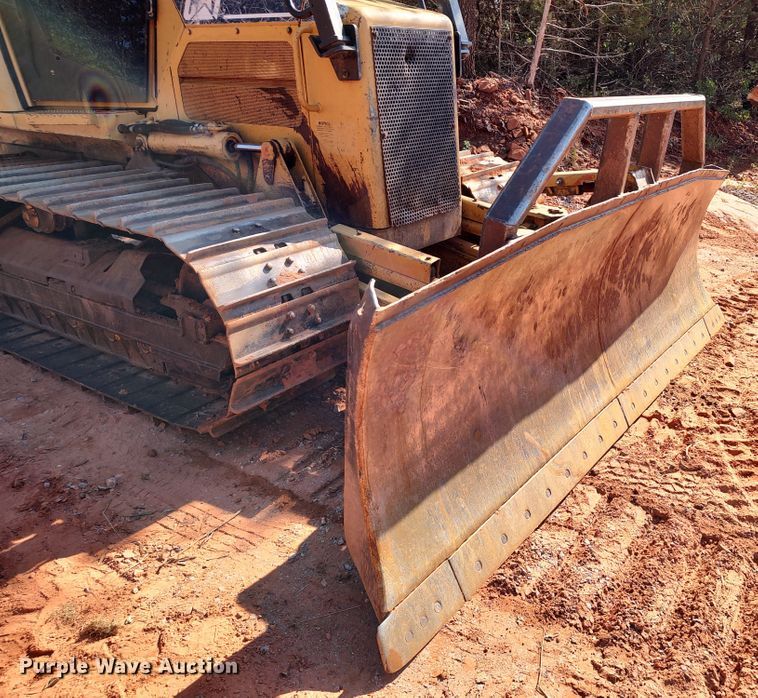 image for item LK9121 2005 Caterpillar D5G LGP  dozer