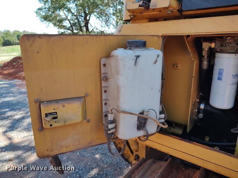 image for item LK9121 2005 Caterpillar D5G LGP  dozer