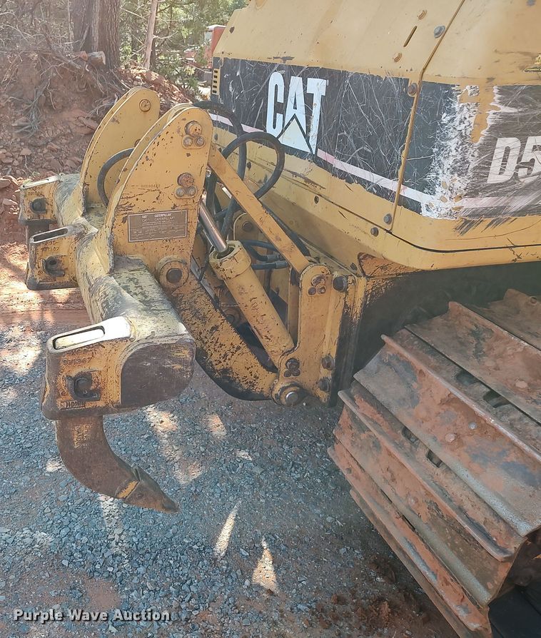 image for item LK9121 2005 Caterpillar D5G LGP  dozer