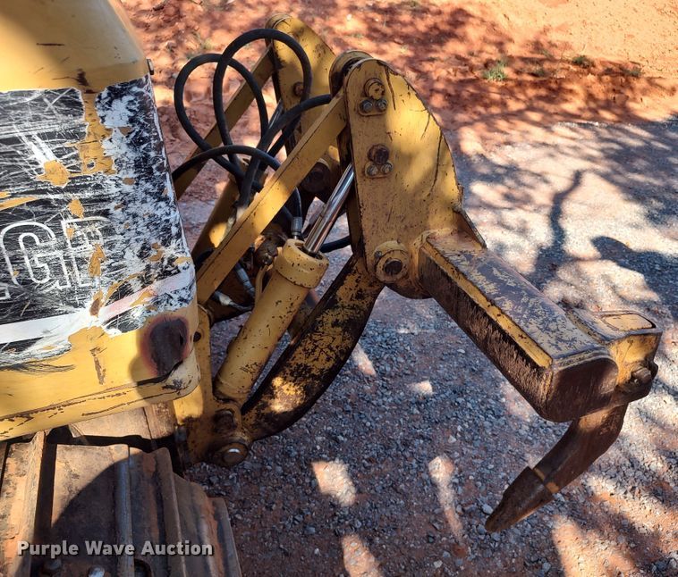 image for item LK9121 2005 Caterpillar D5G LGP  dozer