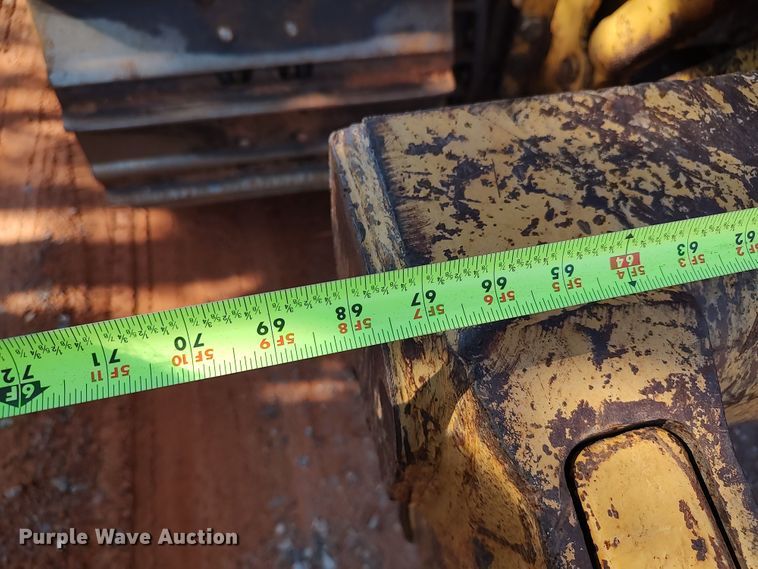 image for item LK9121 2005 Caterpillar D5G LGP  dozer