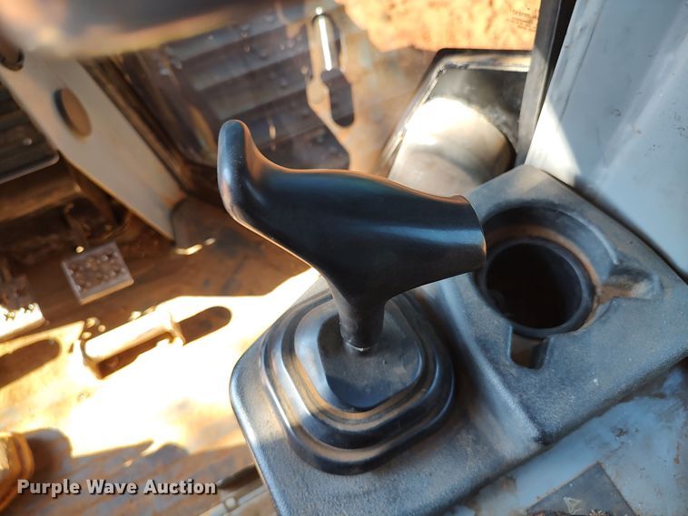 image for item LK9121 2005 Caterpillar D5G LGP  dozer