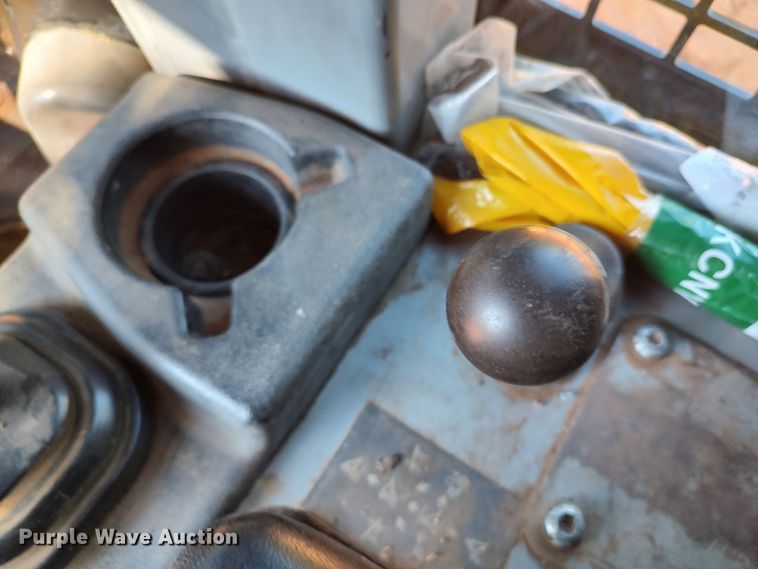 image for item LK9121 2005 Caterpillar D5G LGP  dozer