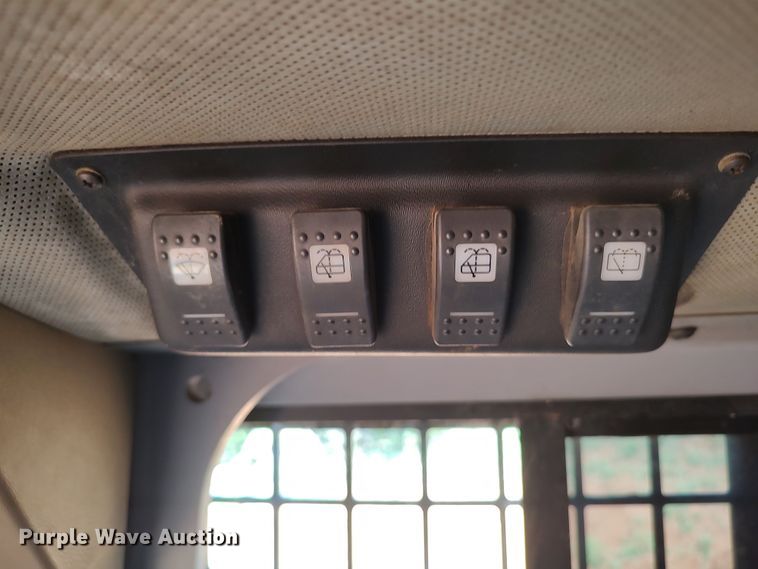 image for item LK9121 2005 Caterpillar D5G LGP  dozer