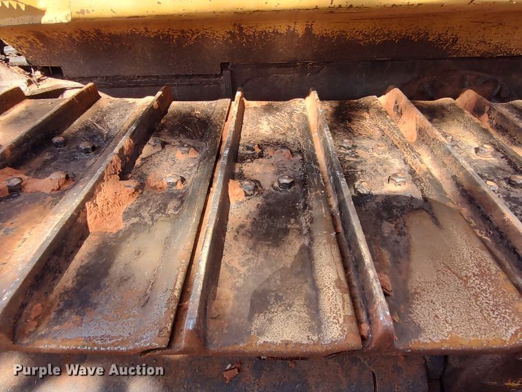 image for item LK9121 2005 Caterpillar D5G LGP  dozer