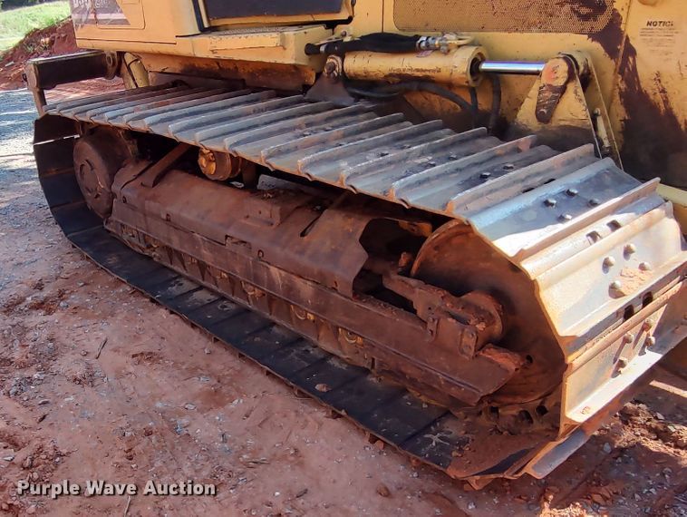 image for item LK9121 2005 Caterpillar D5G LGP  dozer
