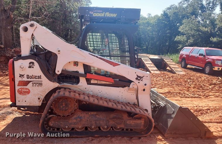 image for item LK9122 2021 Bobcat T770  tracked skid steer loader