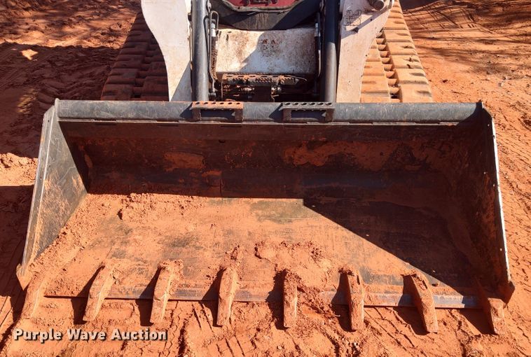 image for item LK9122 2021 Bobcat T770  tracked skid steer loader