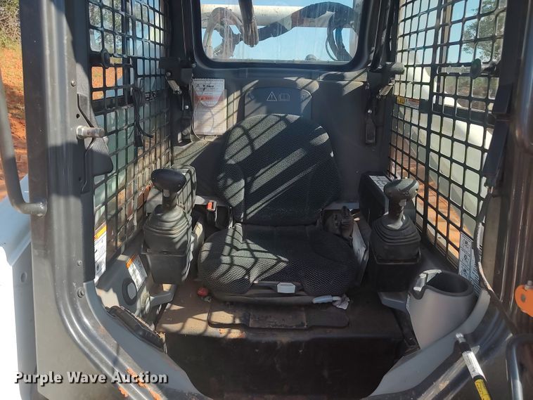 image for item LK9122 2021 Bobcat T770  tracked skid steer loader