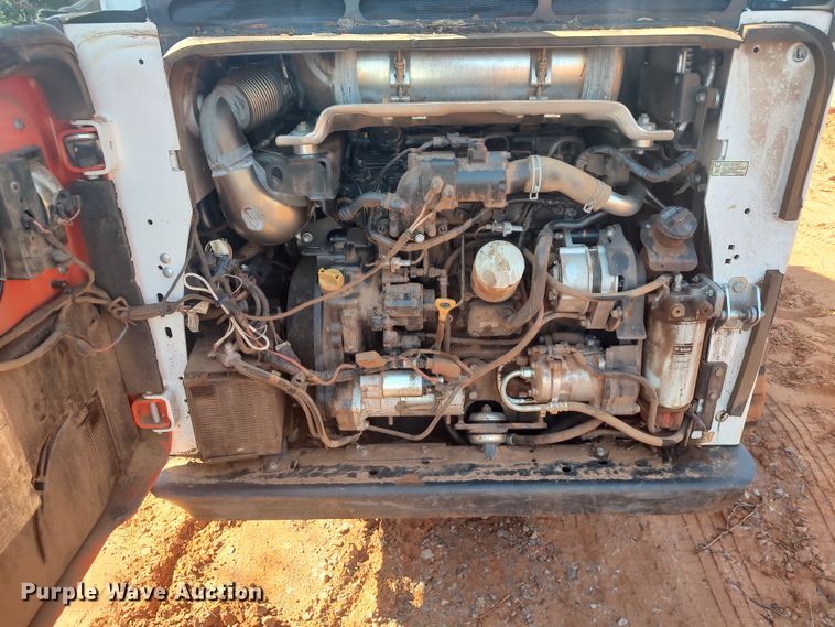 image for item LK9122 2021 Bobcat T770  tracked skid steer loader