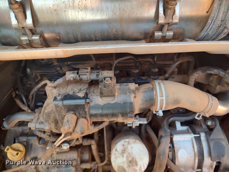 image for item LK9122 2021 Bobcat T770  tracked skid steer loader