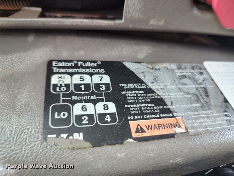 image for item LK9153 2004 Mack CX Series  dump truck