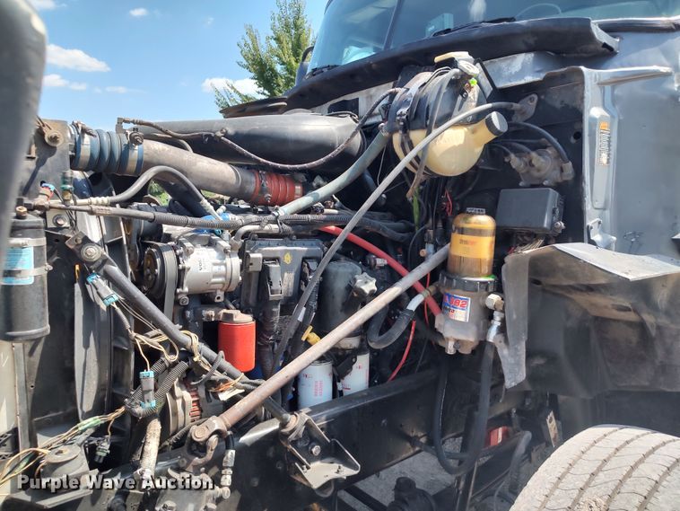 image for item LK9153 2004 Mack CX Series  dump truck