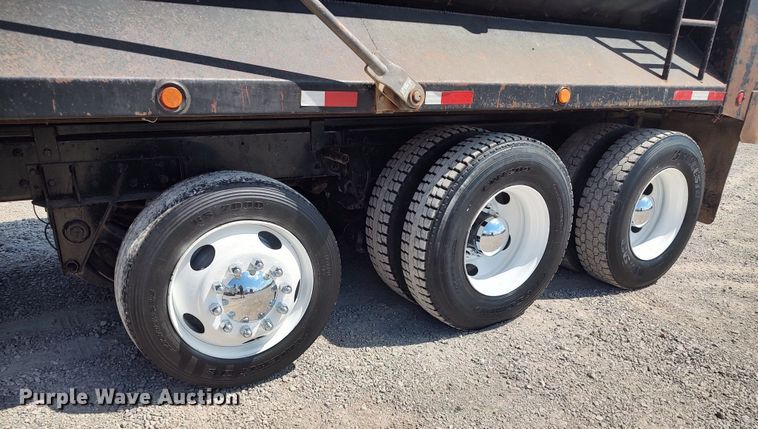 image for item LK9153 2004 Mack CX Series  dump truck