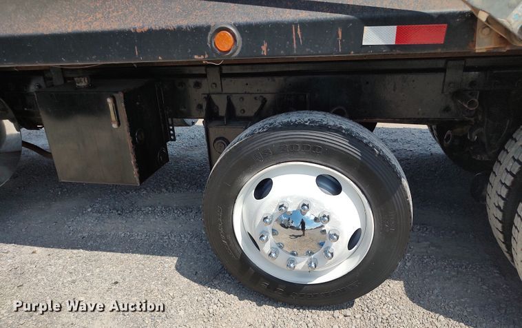 image for item LK9153 2004 Mack CX Series  dump truck