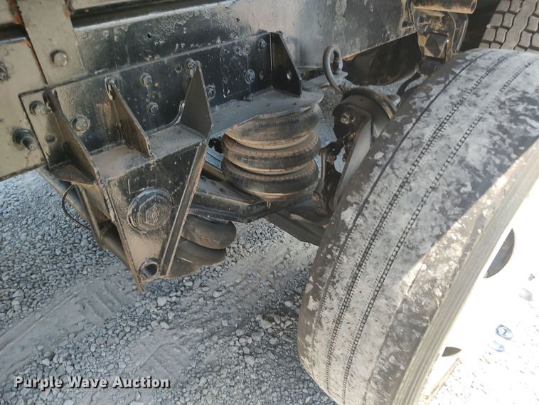 image for item LK9153 2004 Mack CX Series  dump truck