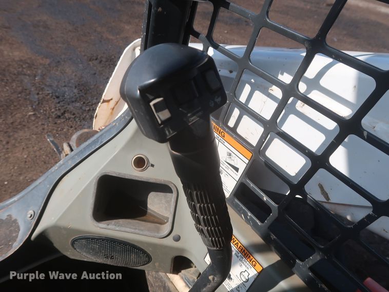image for item LK9167 2015 Bobcat S650  skid steer loader