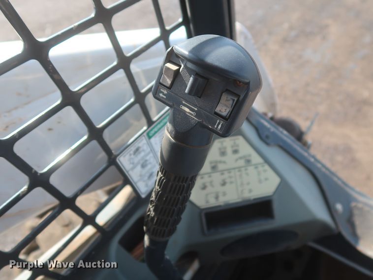 image for item LK9167 2015 Bobcat S650  skid steer loader