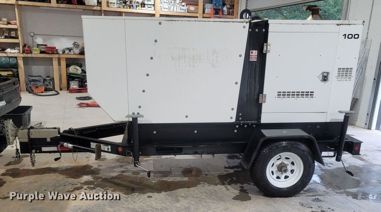 image for item LM9667 2016 Generac MGG100M  generator