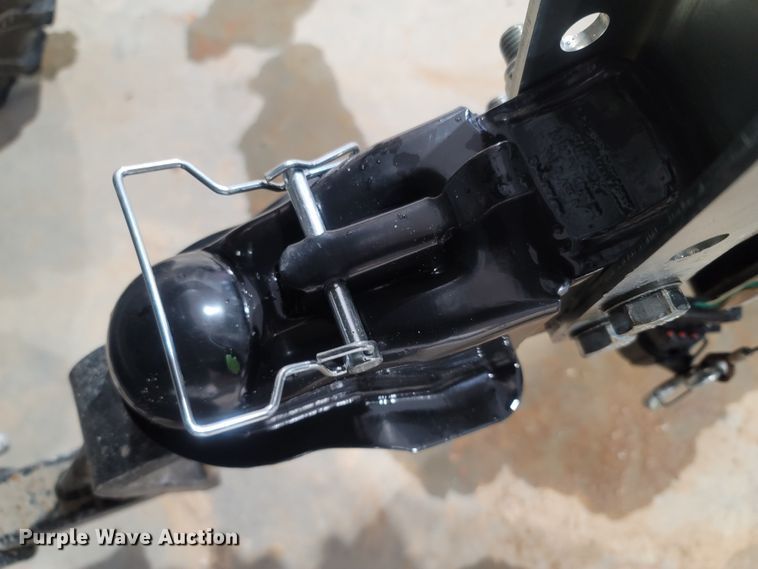 image for item LM9667 2016 Generac MGG100M  generator