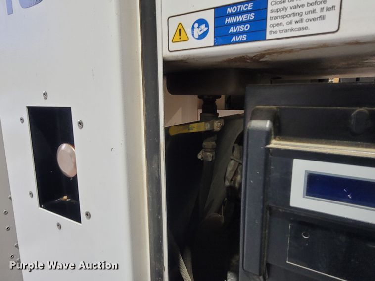 image for item LM9667 2016 Generac MGG100M  generator