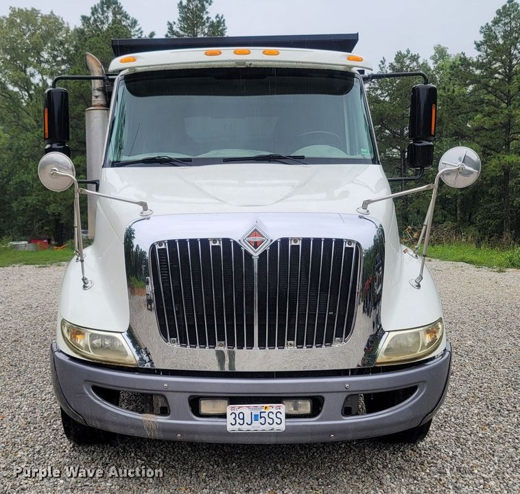 image for item LM9668 2007 International 8600  dump truck