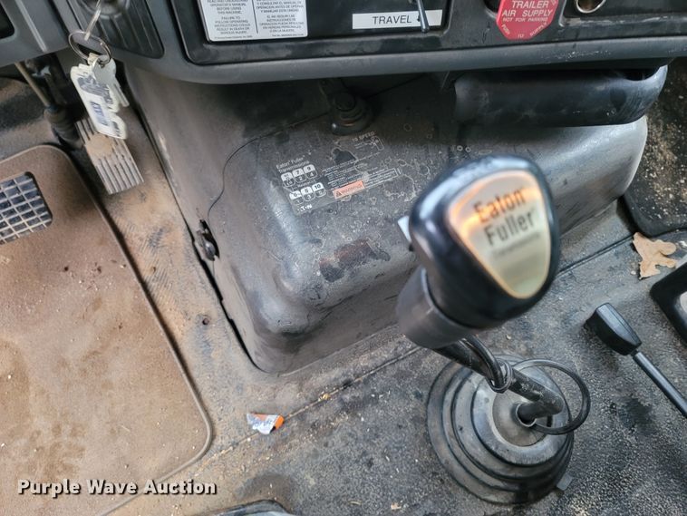 image for item LM9668 2007 International 8600  dump truck