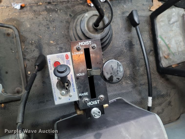 image for item LM9668 2007 International 8600  dump truck