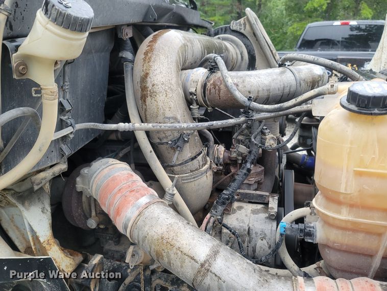 image for item LM9668 2007 International 8600  dump truck