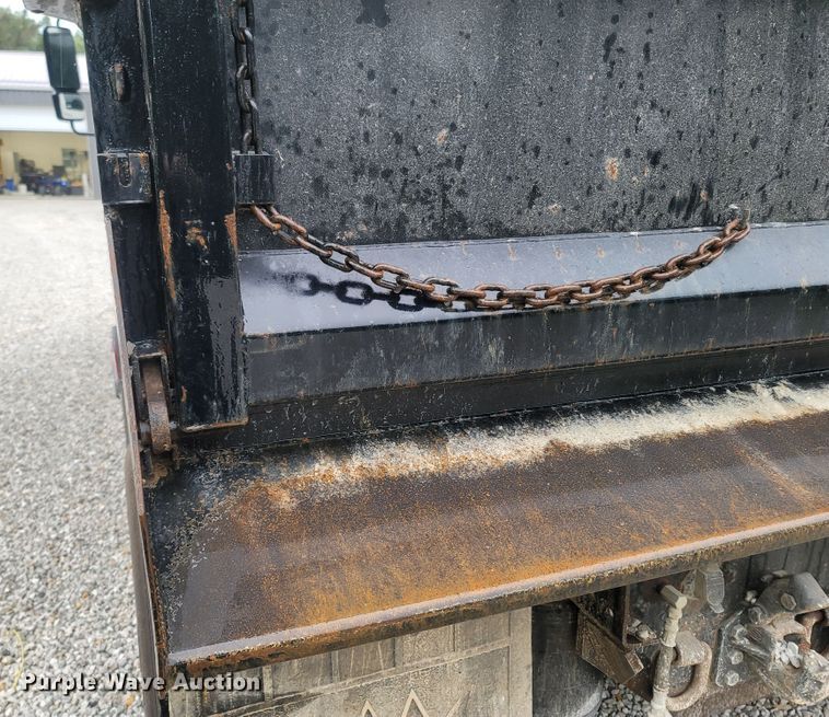 image for item LM9668 2007 International 8600  dump truck