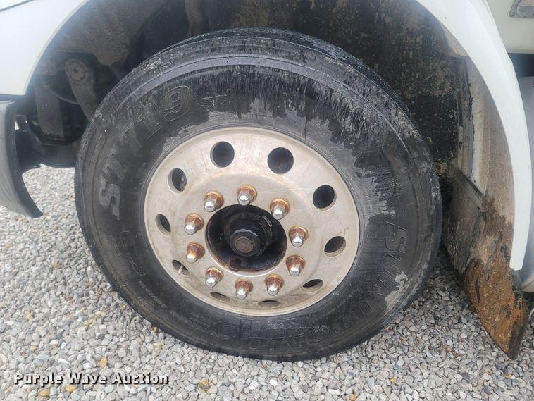 image for item LM9668 2007 International 8600  dump truck