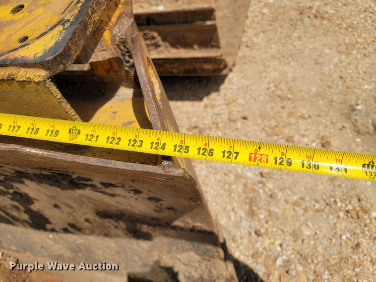 image for item LM9690 2014 John Deere 700K LGP  dozer