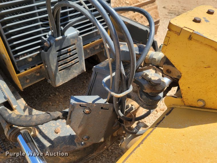 image for item LM9690 2014 John Deere 700K LGP  dozer