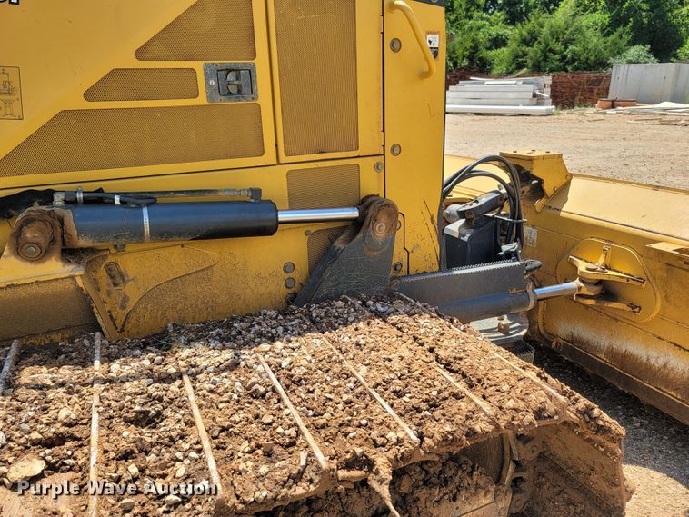 image for item LM9690 2014 John Deere 700K LGP  dozer