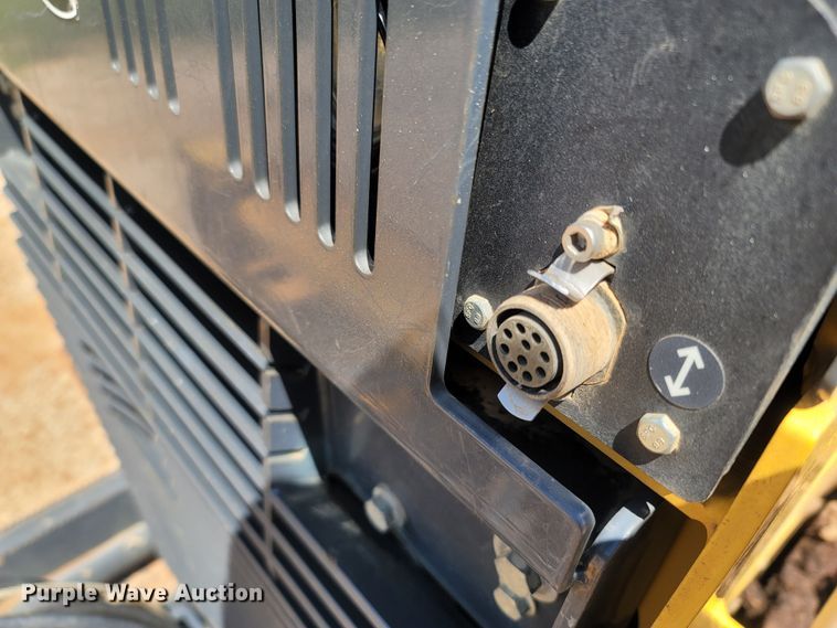 image for item LM9690 2014 John Deere 700K LGP  dozer