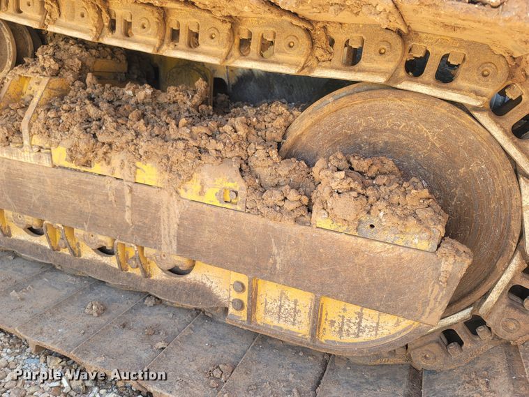 image for item LM9690 2014 John Deere 700K LGP  dozer