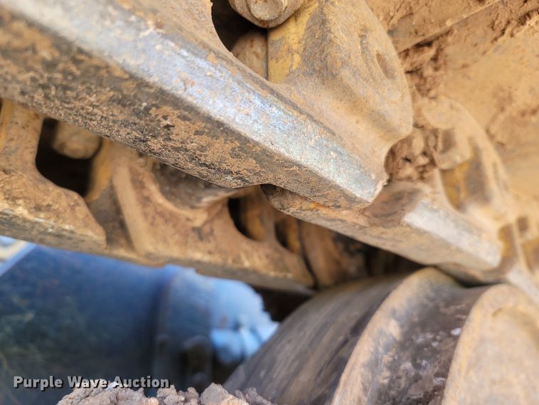 image for item LM9690 2014 John Deere 700K LGP  dozer